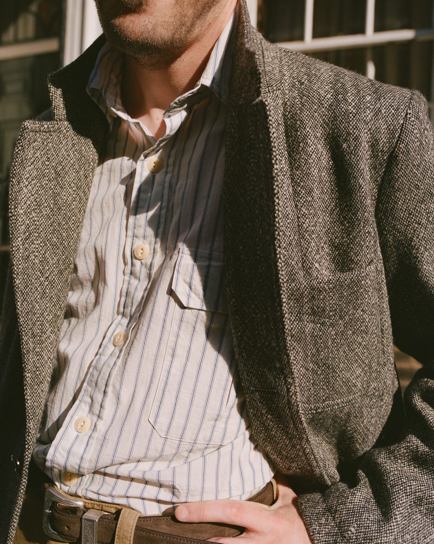 White and Blue Stripe Linen-Cotton Long Point Collar Shirt