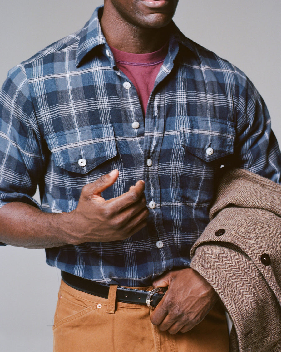 Navy Check Cotton Two-Pocket Long Point Collar Work Shirt