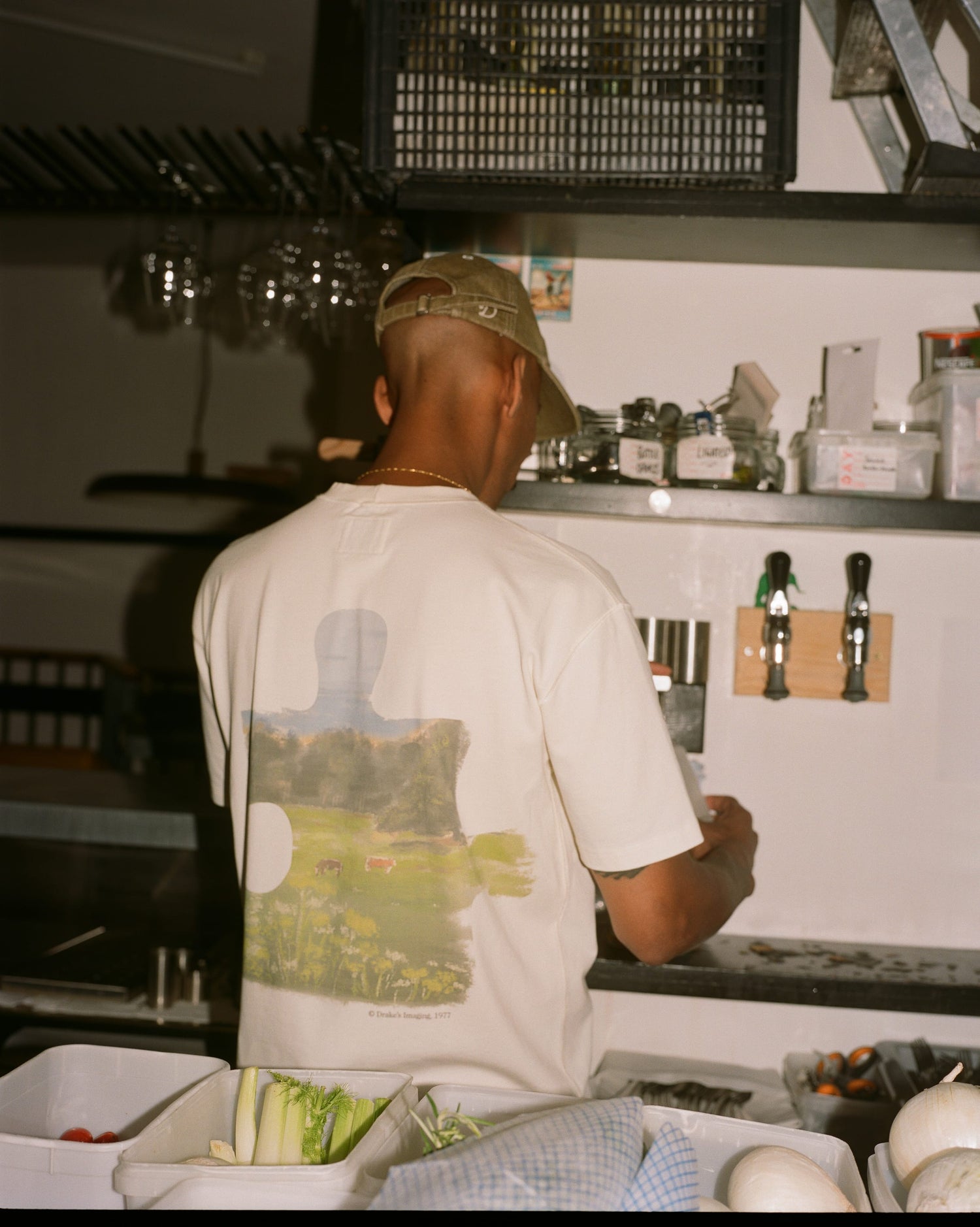 Antique White 'Puzzle' Print Short-Sleeve Hiking T-Shirt