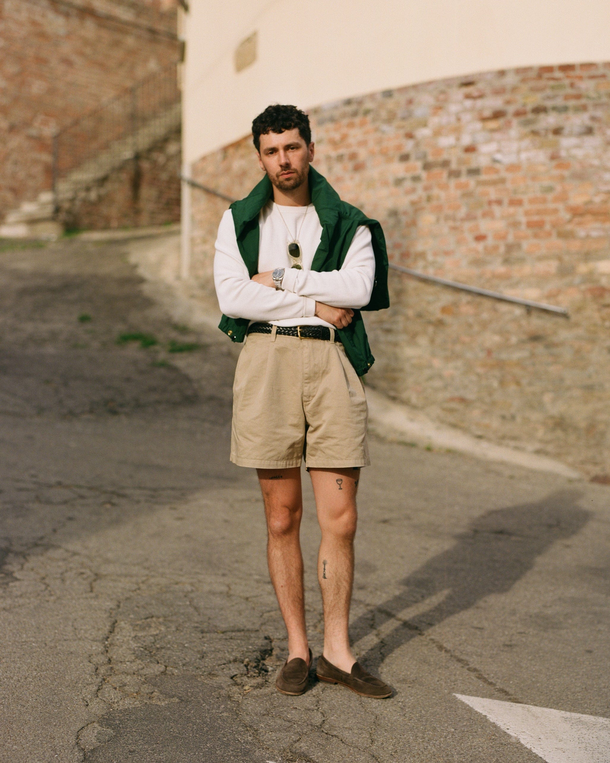 Putty Cotton Wide Leg Double-Pleat Shorts