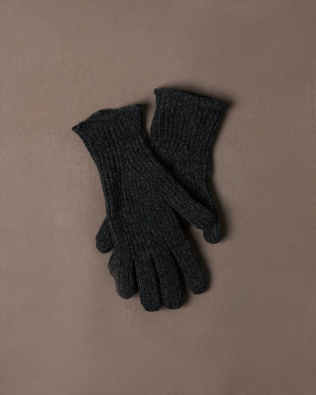 Charcoal Lambswool Ribbed Knitted Gloves