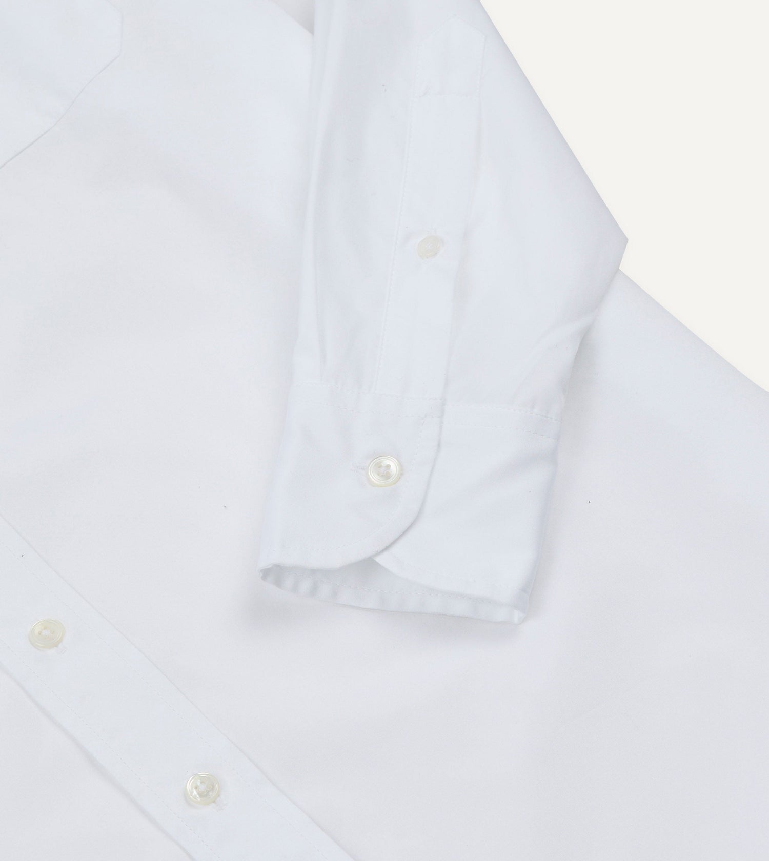 White Long Point Collar Flap Pocket Poplin Shirt