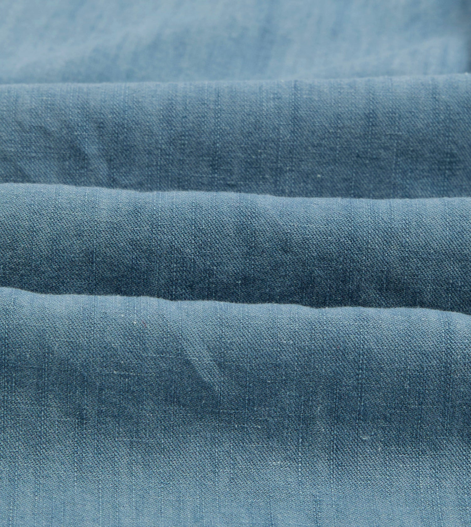 Stone Wash Cotton Chambray Button-Down Collar Popover Shirt