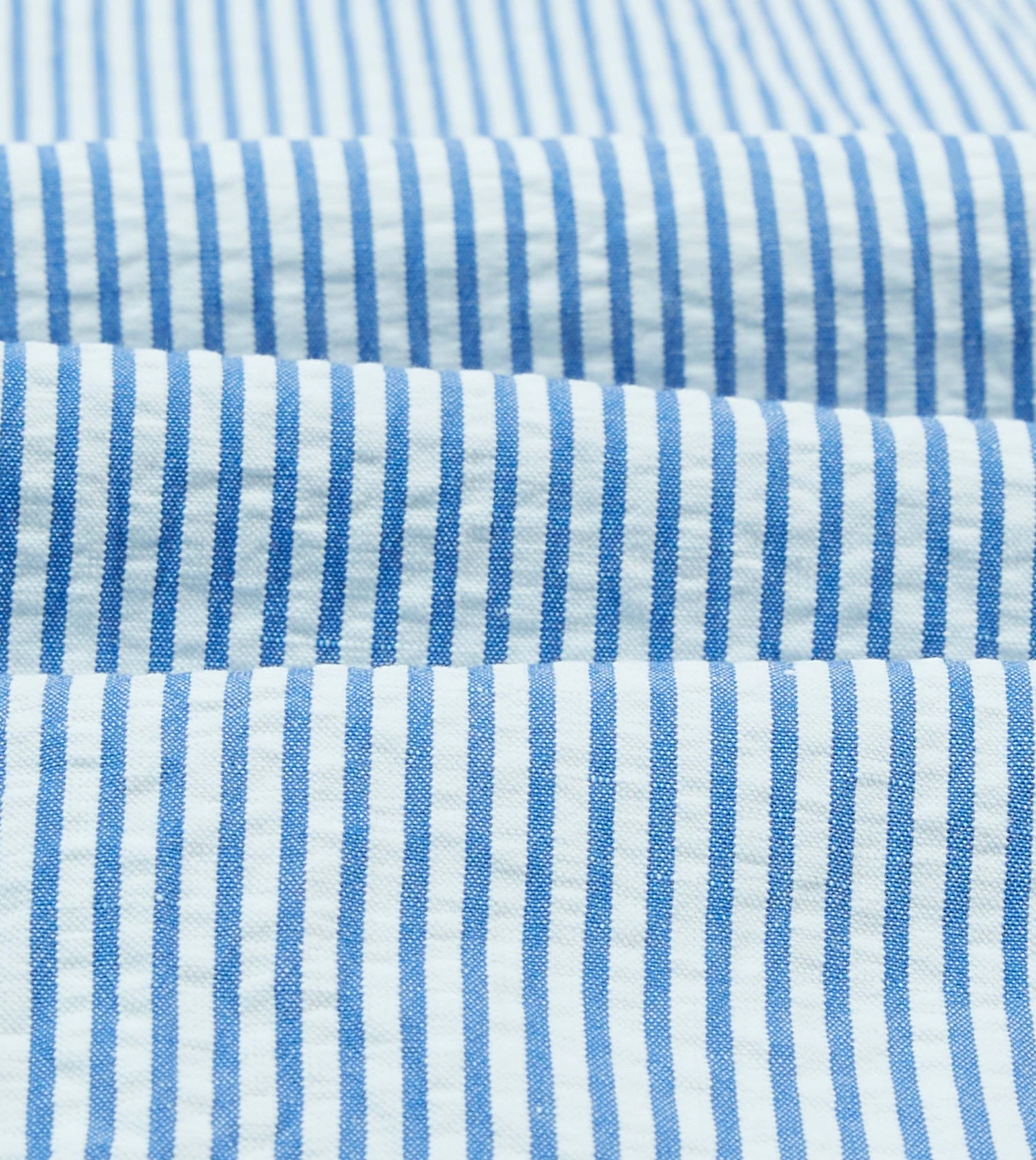 Blue and White Stripe Cotton-Linen Seersucker Camp Collar Short Sleeve Shirt