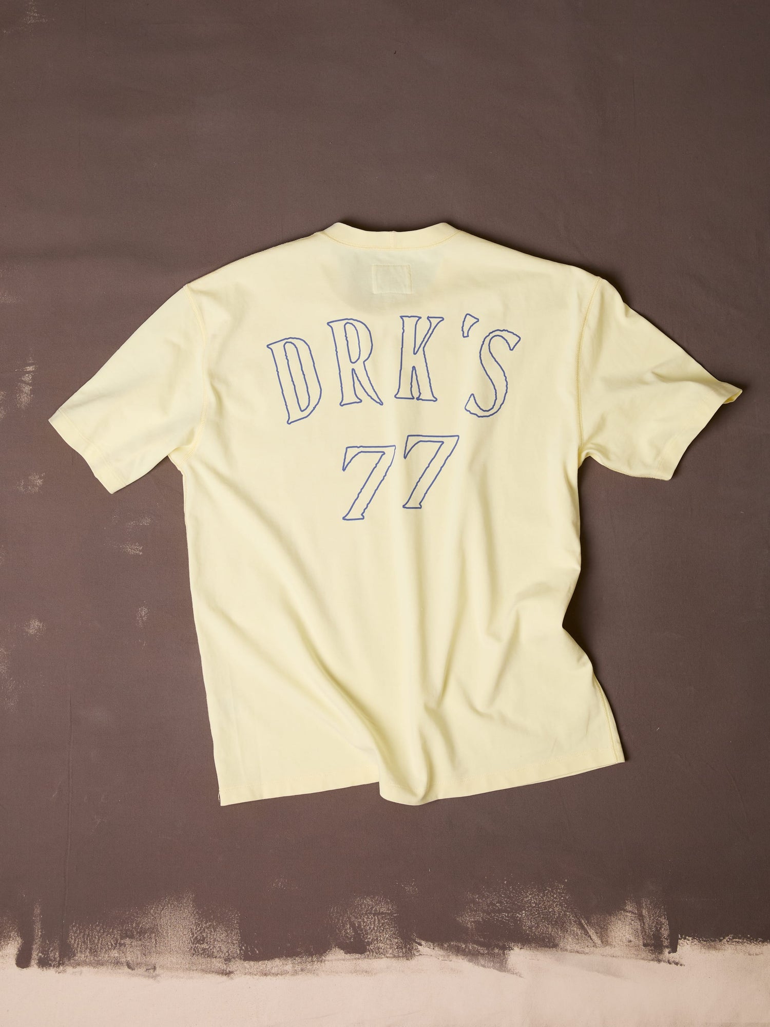 Yellow '77' Print Short-Sleeve Hiking T-Shirt