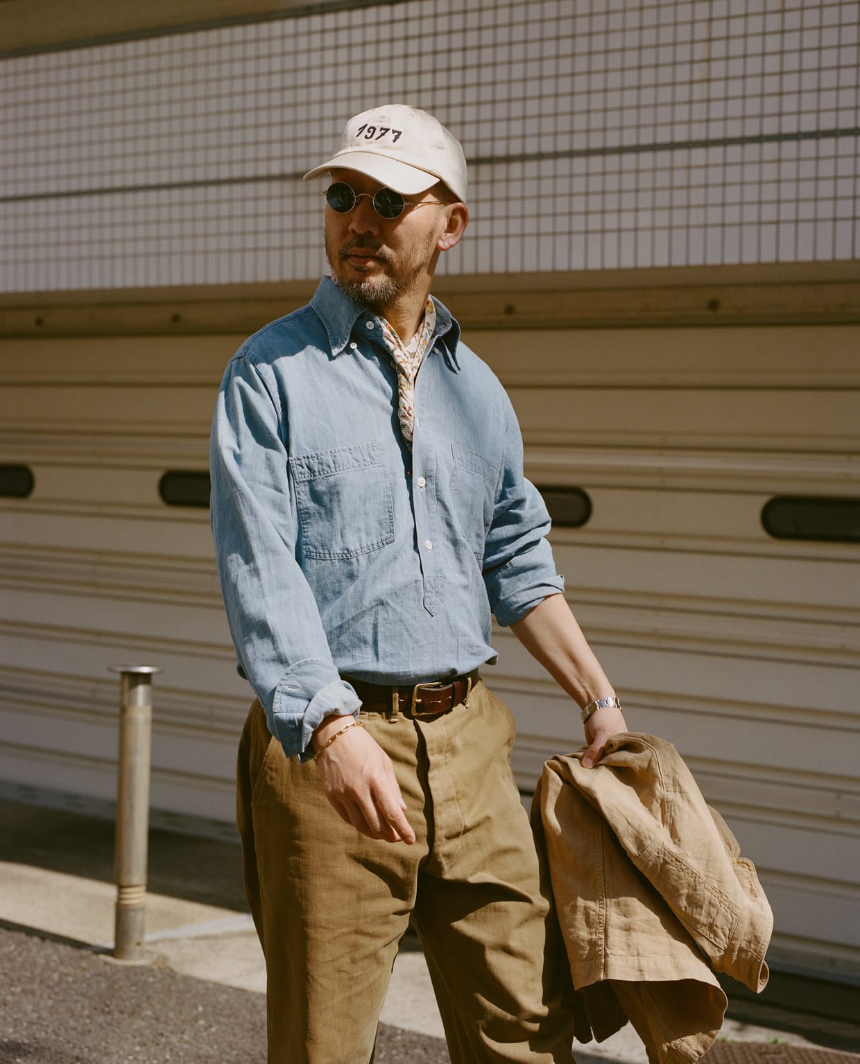 Stone Wash Cotton Chambray Button-Down Collar Popover Shirt