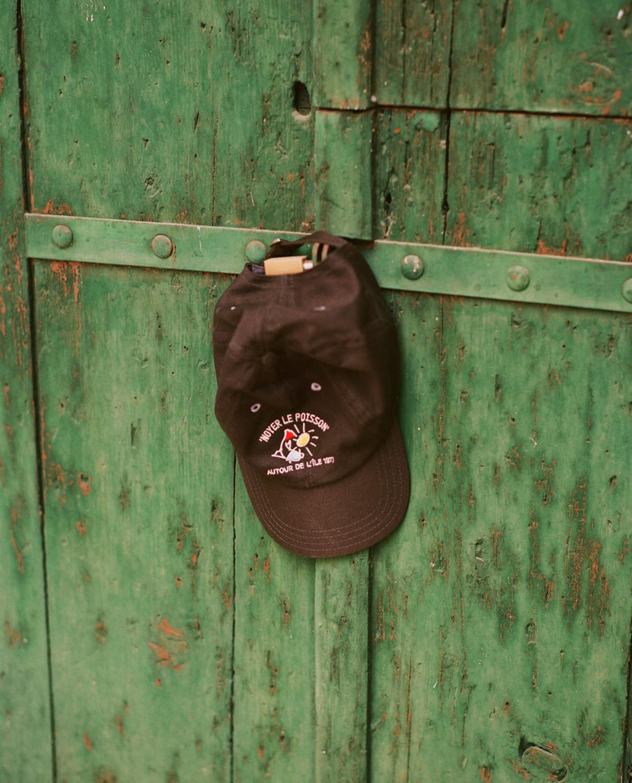 Black 'Noyer Le Poisson' Cotton Baseball Cap